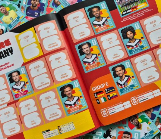 It all starts with Panini: Panini veröffentlicht die offizielle Sticker-Kollektion zur FIFA Fussball-Weltmeisterschaft 2026™