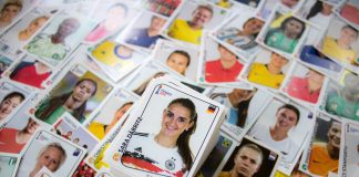 Frauen-WM Foto #21: Stickercollage