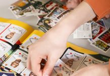 Kind klebt Mats Hummels ein