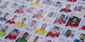 Panini Stickerbögen mit Leon Goretzka